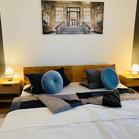 Apartment- Metzingen เมทซิงเงน ภายนอก รูปภาพ