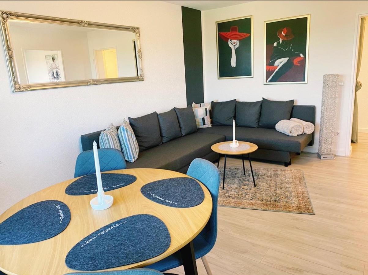 Apartment- Metzingen เมทซิงเงน ภายนอก รูปภาพ